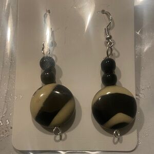 Elegant Black and Cream Dangle Earrings